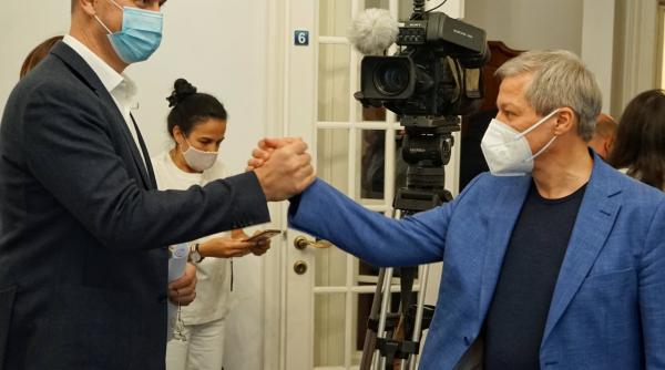 ciuvica usr e continuatorul basismului in romania fix pe modelul basescu 2009 2011