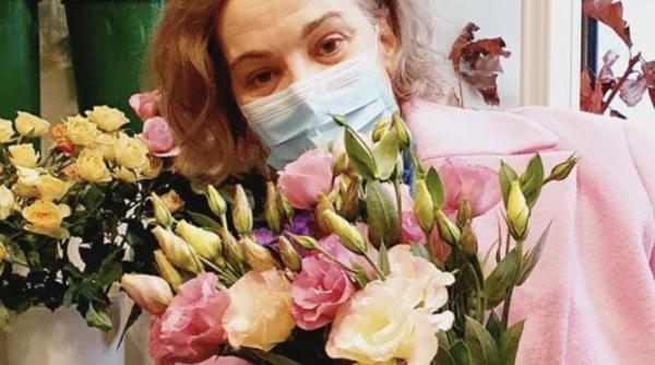 maia morgenstern socata de ce a putut vedea pe strada azi am deschis poarta cu greu