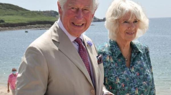 scandal de coruptie si demisie la casa regala britanica printul charles vizat am fost de acord sa punem capat