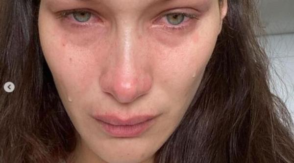 bella hadid cel mai apreciat supermodel din lume nemachiata si in lacrimi va rog sa va amintiti asta