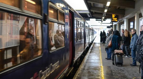 proiect al acordului pentru formarea coalitiei de guvernare uitat in tren de liderul unui partid olandez