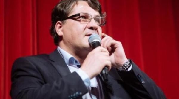 adrian gazdaru managerul teatrului excelsior