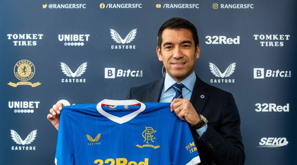 ianis hagi are un nou antrenor rangers l a ales pe olandezul van bronckhorst