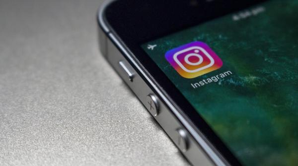 instagram le cere utilizatorilor selfie uri video pentru verificarea identitatii