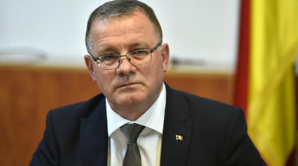 adrian oros o victorie in genunchi cum zicea olguta marcel le a luat si banii de pe piept