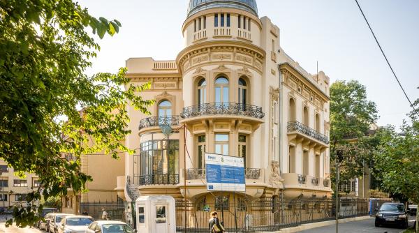 scene erotice filmate in cupola observatoruluiastronomic din bucuresti cat costa o zi de filmari