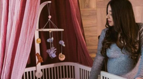 nicole cherry a nascut primele imagini cu fetita artistei foto