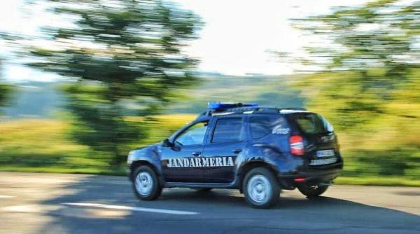 masina a jandarmeriei cazuta intr un sant pe soseaua fundeni sanctiunea aplicata de brigada rutiera foto in articol
