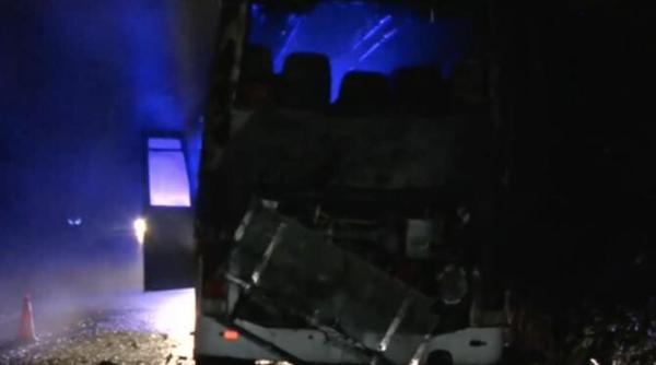 un autocar inmatriculat in romania a luat foc in bulgaria in aceasta seara video