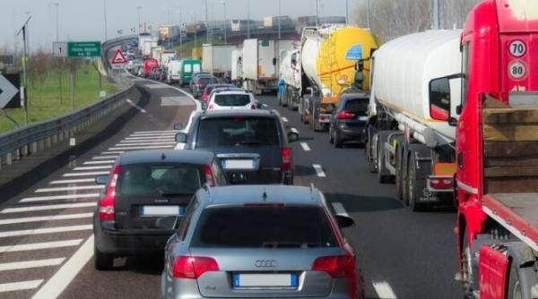 aglomeratie la granitele cu ungaria si bulgaria