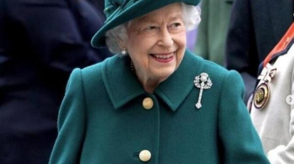 care sunt singurele doua persoane carora regina elisabeta le raspunde personal la telefon nu e vorba nici de charles nici de william sau kate middleton