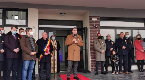 corneliu stefan la comisani unul dintre cele mai moderne centre medicale din dambovita