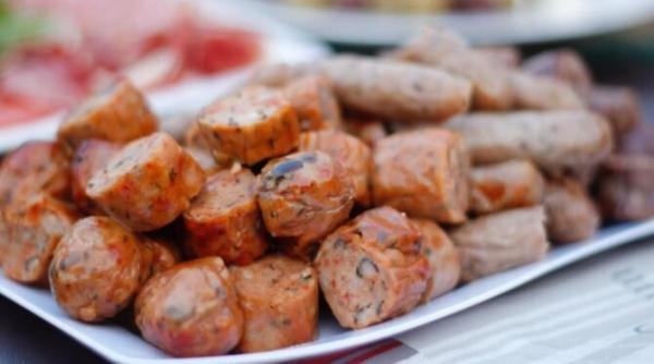 amestecul perfect de ingrediente pentru cei mai buni si sanatosi carnati de casa