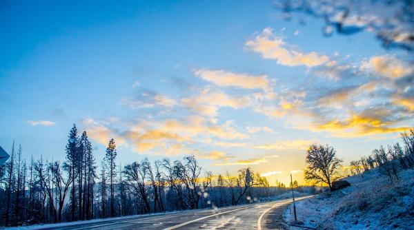 tot ce trebuie sa stii despre polei de ce apare gheata neagra pe poduri in aceasta perioada si ce ai de facut titi aur similar cu acvaplanarea cum testezi aderenta