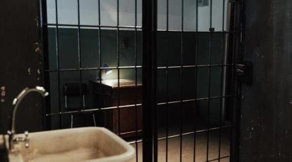 o femeie risca ani grei de inchisoare dupa ce a incercat sa angajeze un asasin platit