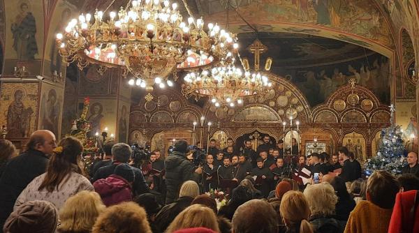 grupul psaltic tronos moment magistral la o biserica din bucuresti indemnul parintelui arhidiacon mihail buca video foto