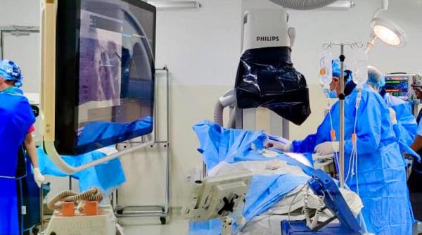 costel fotea la galati echipamente medicale moderne pentru interventii chirurgicale