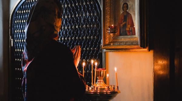 calendar crestin ortodox sarbatoare 16 decembrie 2021