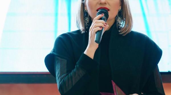 mirela vaida fara make up rar ma vedeti asa zilnic sunt nevoita sa pun strat gros de machiaj pe fata