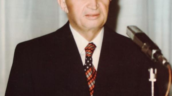 cine i a dat lovitura fatala lui ceausescu la revolutie lectia din comunism pentru politicienii de azi