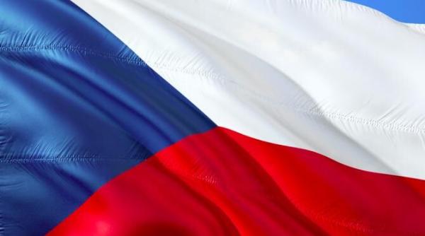 premierul ceh petr fiala anunta ca tara se intoarce cu fata spre vest si cu spatele la ungaria si polonia in prima zi de mandat