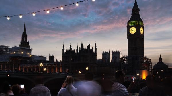 londra nu va avea festivitati de anul nou trebuie sa luam masurile potrivite pentru a reduce raspandirea virusului