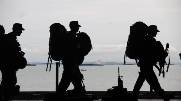 un raport al pentagonului a scos la iveala activitatea extremista a peste 100 de militari