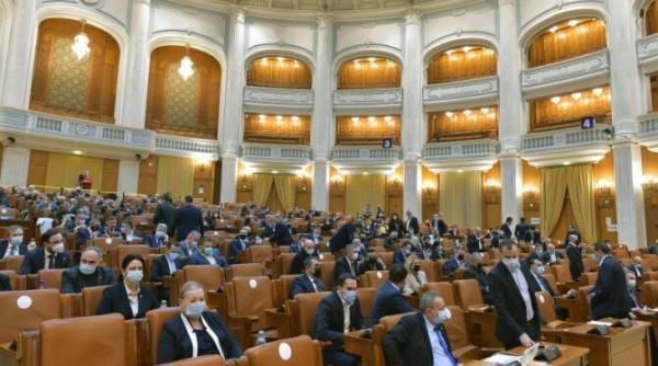 circa 100 de parlamentari nu si au publicat cv ul petitie noi va platim pentru exercitarea mandatului desi nu cunoastem ce anume va califica