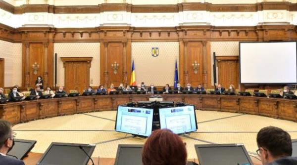 se voteaza bugetul 2022 in parlament live text video