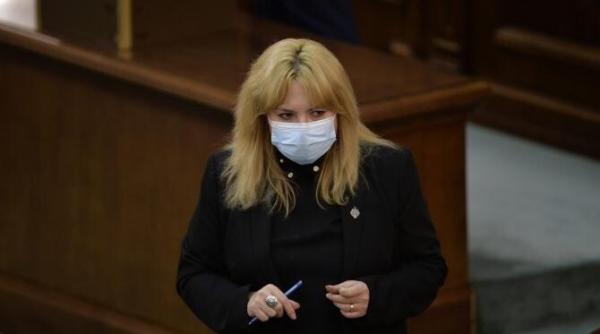 presa rezist intoarce armele sau e o reglare de conturi in usr anca dragu acuzata ca tiberiu nitu