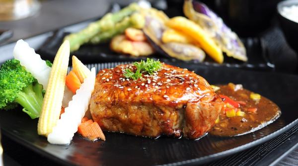 friptura de porc cu bere reteta de senzatie pentru masa de craciun