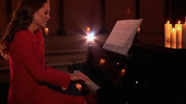 ducesa de cambridge surprinde cu o interpretare la pian