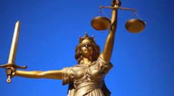 klaus iohannis a semnat decretul privind statutul judecatorilor si procurorilor