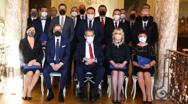 paradox in cehia tara ateilor are un guvern majoritar crestin