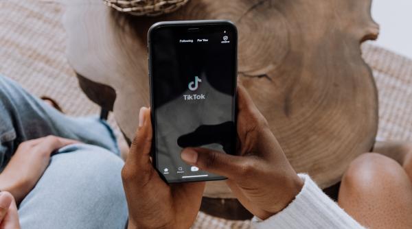 cati bani poti face din tiktok in romania totusi tara noastra inca nu este eligibila pentru programul care genereaza venituri majore