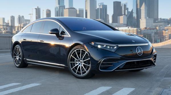 mercedes eqxx are panouri solare pe plafon distanta pe care o poate parcurge un record