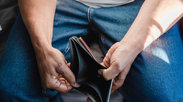 ne loveste o tripla inflatie la jumatatea anului 2022 ministrul de finante adrian caciu anunt ingrijorator