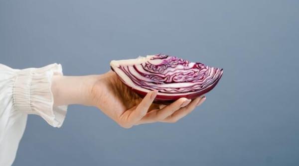 un cartus de tigari pentru o varza tara unde varza a ajuns obiect de contrabanda