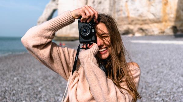 vrei sa iti pui fatete dentare preturile variaza intre 1600 si 2500 lei