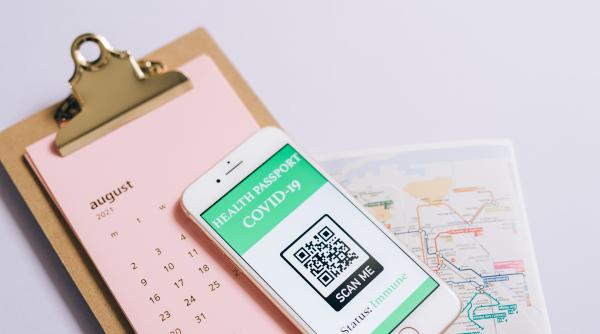 franta transforma pasaportul sanitar in pasaport de vaccinare legea mai are nevoie de votul senatului