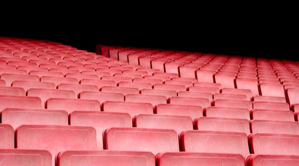 reguli pentru accesul la cinema teatru sau spectacole