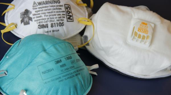 mastile textile inutile contra omicron mastile chirurgicale bune cu o conditie