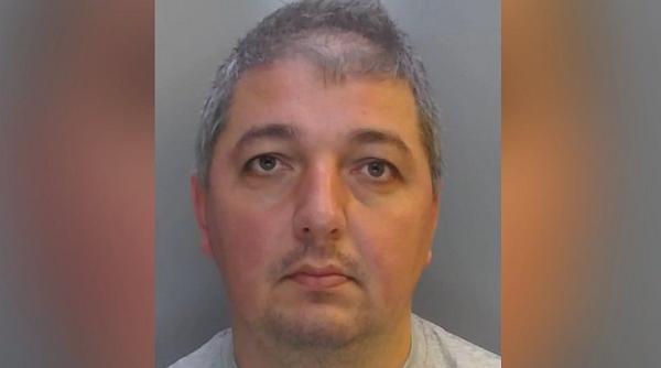 sofer roman condamnat la aproape noua ani de inchisoare in uk a accidentat mortal trei persoane in timp ce se uita la volan pe un site de intalniri