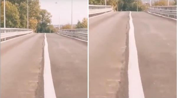 video marcaj rutier in zig zag pe podul peste raul mures de la vintu de jos