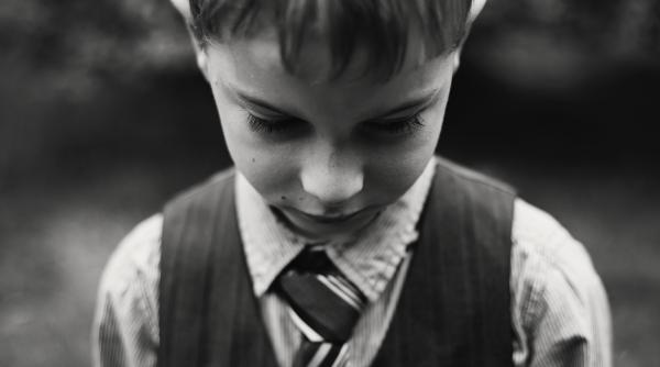 copilaria tulburatoare a unui barbat din buzau dupa moartea tatalui mama a cunoscut alt barbat care nu voia copii eram fortat sa ii spun sora