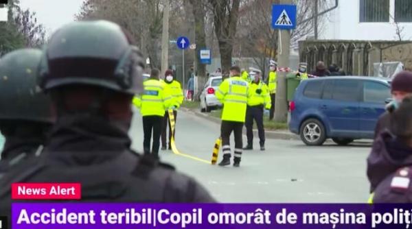 doua fetite au fost lovite de o masina de politie in capitala una dintre ele a murit
