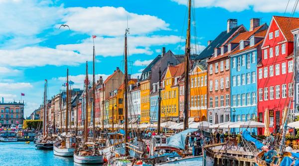 tara europeana care a introdus doza 4 de vaccin