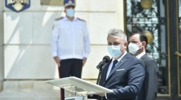 lucian ministrul mut ca o lebada dejeu a ingropat pnt bode ingroapa pnl