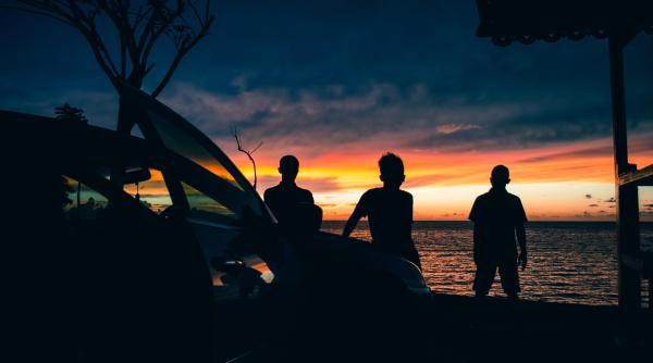 o masina a ramas blocata pe plaja in constanta proprietarul amendat cu 10 000 de lei foto