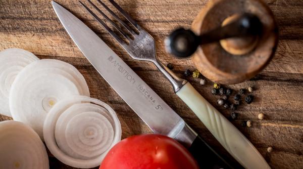 motivul pentru care ceapa taiata iti face ochii sa lacrimeze